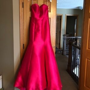 Jovani size 2 prom dress